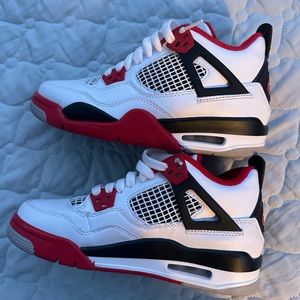 Jordan retro 4s fire red GS